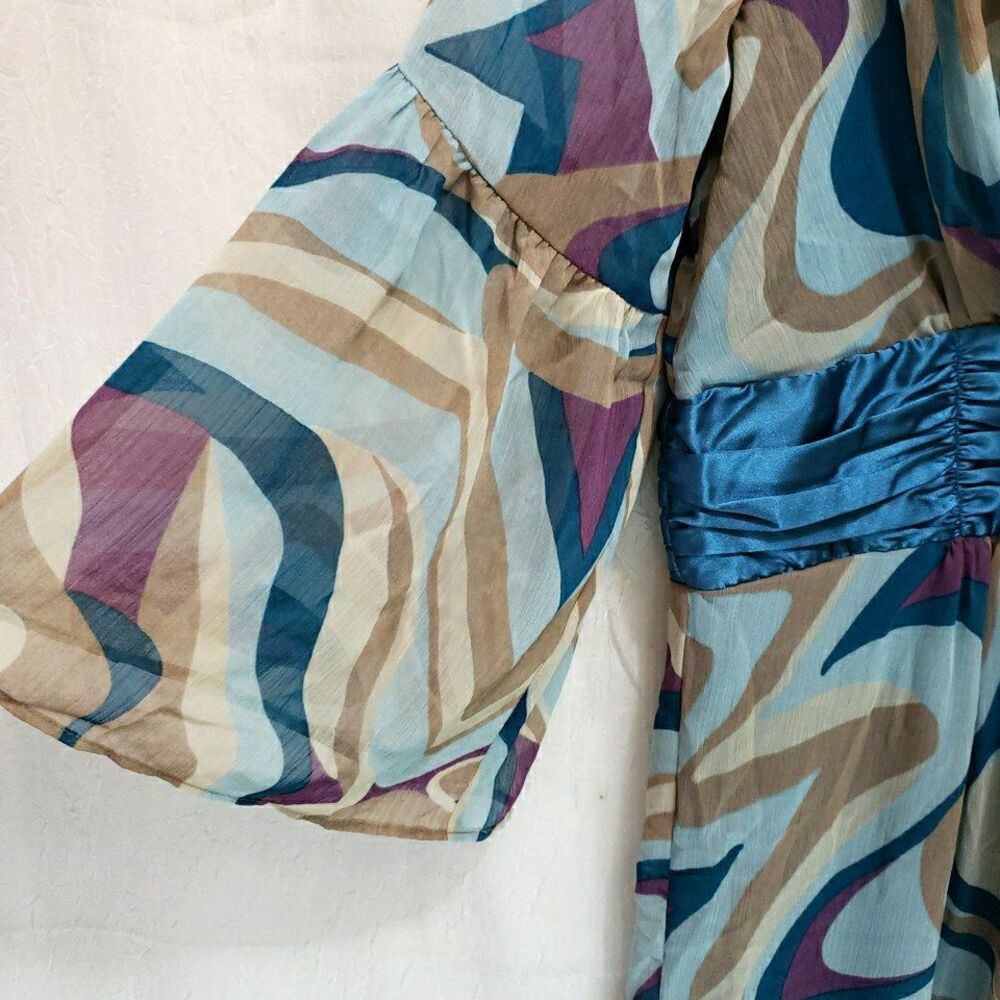 CATO Dress Sz 8 Blue Purple Geometric Psychedelic Retro Empire Waist Bell Sleeve - Picture 3 of 11